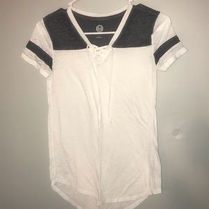 Lace up tee